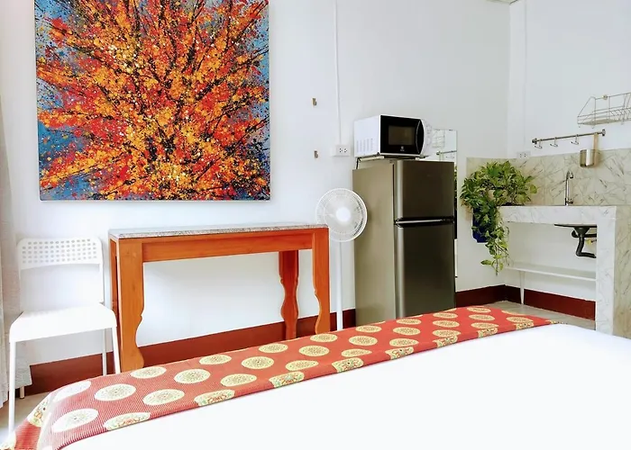 아파트 Lumphini Perfect Escape Sunny Rooftop Ensuite *