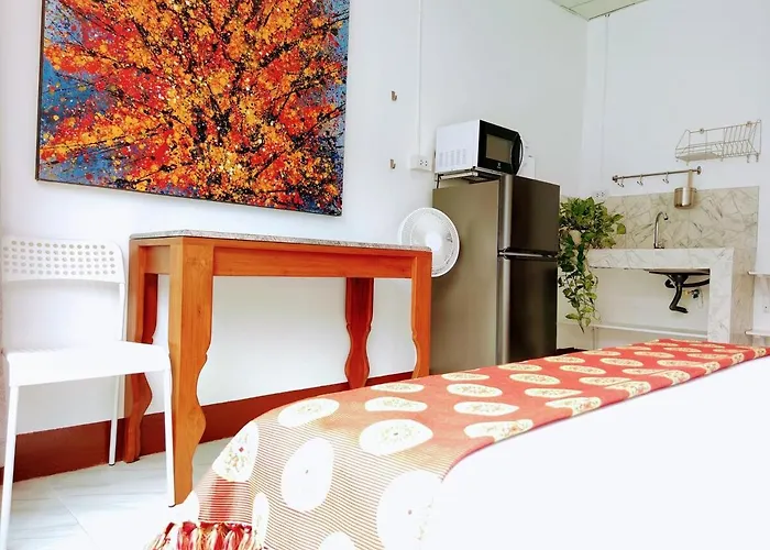 아파트 Lumphini Perfect Escape Sunny Rooftop Ensuite
